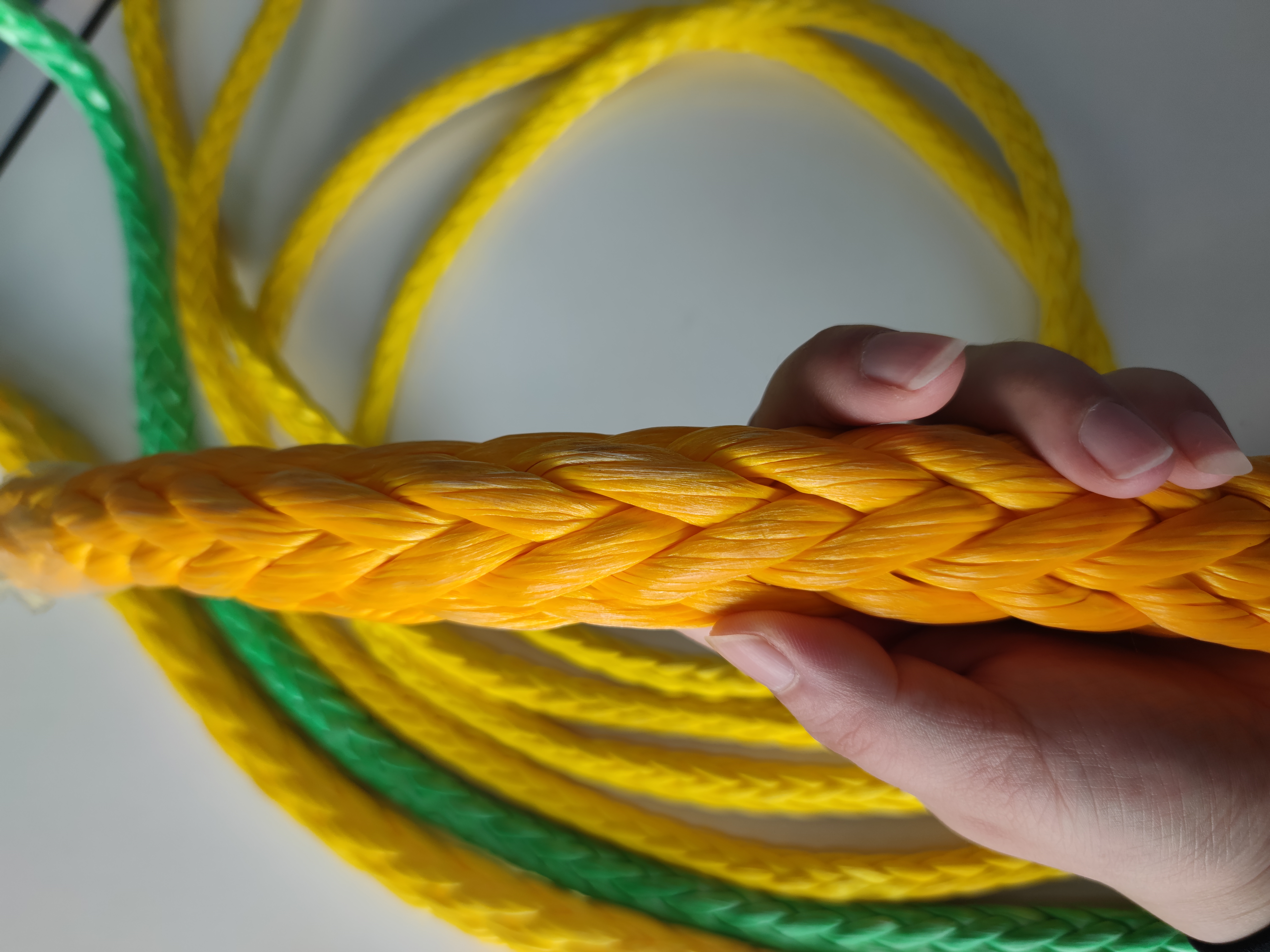 What are the uses of polymer polyethylene fiber rope